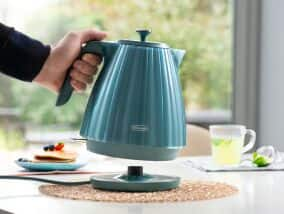 Delonghi Ballerina Cordless Kettle Laguna Green 1,7L KBD3001.GR