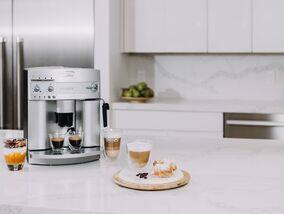  De'Longhi ESAM3300 Magnifica Super Automatic Espresso & Coffee  Machine, Silver : Home & Kitchen