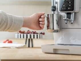 Cafetera superautomática - De Longhi Dinamica ECAM350.35.W, LCD Displa –  Join Banana