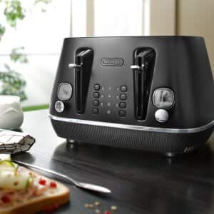 Distinta Moments 4 Slice Toaster Sunset Black