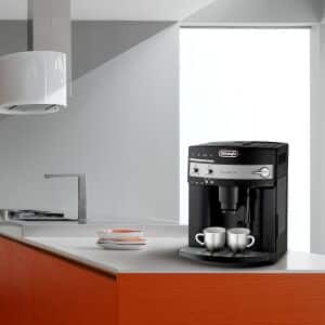 ESAM3000.B Magnifica Bean to cup coffee machines