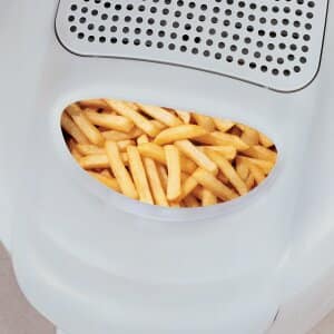 Cool Touch Deep Fryer 2.2 lb - D677UX