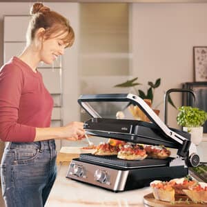 El MultiGrill 7 CG 7020 Negro/Acero inoxidable
