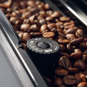 Magnifica Automatic Espresso Machine, Cappuccino Maker - ESAM04110S