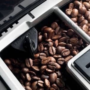 ECAM23.420.SW Magnifica S volautomatische espressomachine