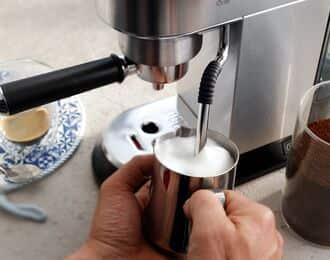 Dedica Arte Espresso Machine De Longhi