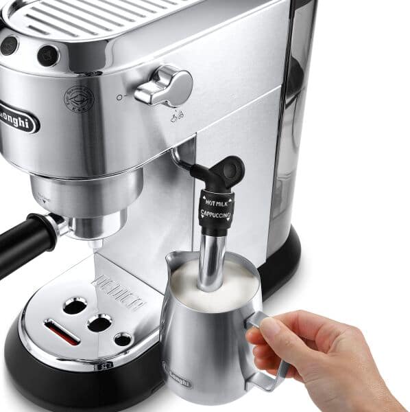 Dedica Style manual coffee maker EC685.M De Longhi International