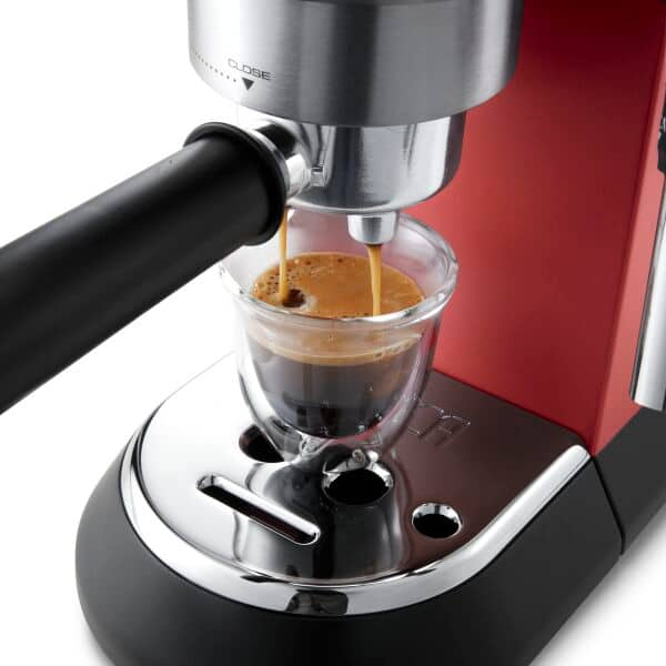 Dedica Manual Espresso Machine | DeLonghi