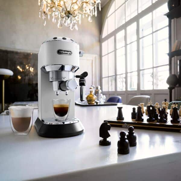 White Dedica Manual espresso machine Lifestyle