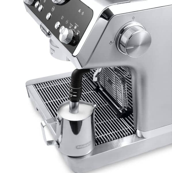 Delonghi EC9335.M Bomba automática inteligente Presión Estilo italiano  Cafetera Espresso con molinillo, Precio bajo Delonghi EC9335.M Bomba  automática inteligente Presión Estilo italiano Cafetera Espresso con  molinillo Adquisitivo