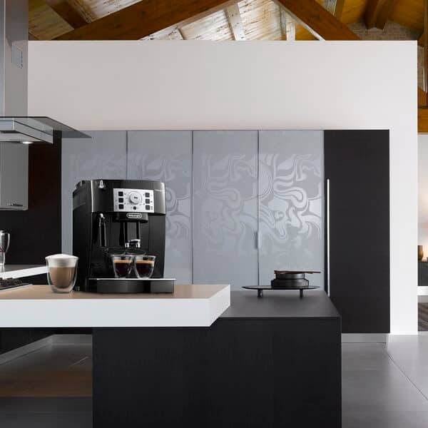 Magnifica S ECAM22.110.B Automatic coffee machine Lifestyle