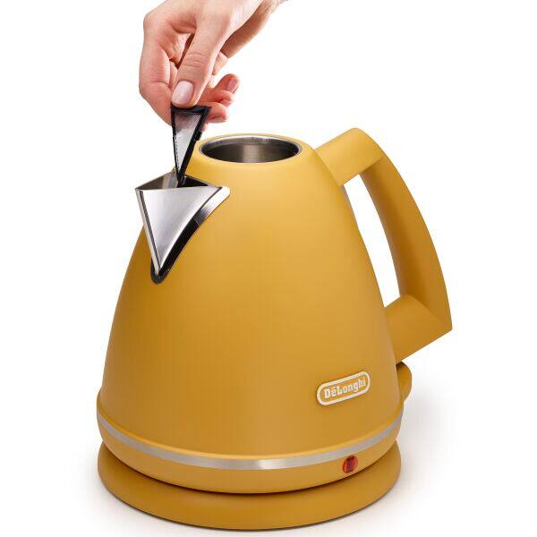 DeLonghi Argento Silva Yellow Kettle