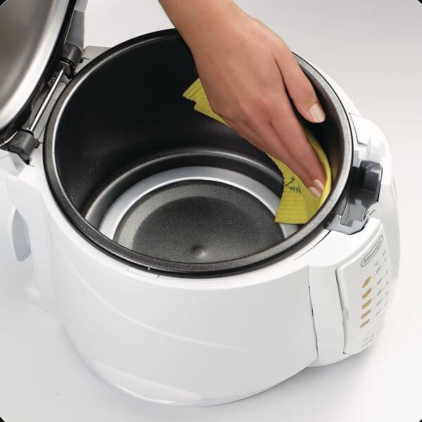 DeLonghi Cool-touch Electric Deep Fryer - Bed Bath & Beyond - 3392440