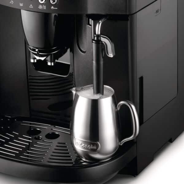 DeLonghi Magnifica Cafetera Automatica Bean to Cup de segunda mano por 150  EUR en Torrox en WALLAPOP