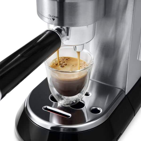 Petite machine espresso manuelle Dedica en acier inoxydable