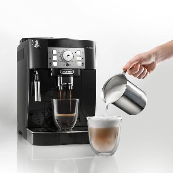 Espresso con MOLINILLO DELONGHI ECAM22.360.B MAGNIFICA S CAPPUCCINO