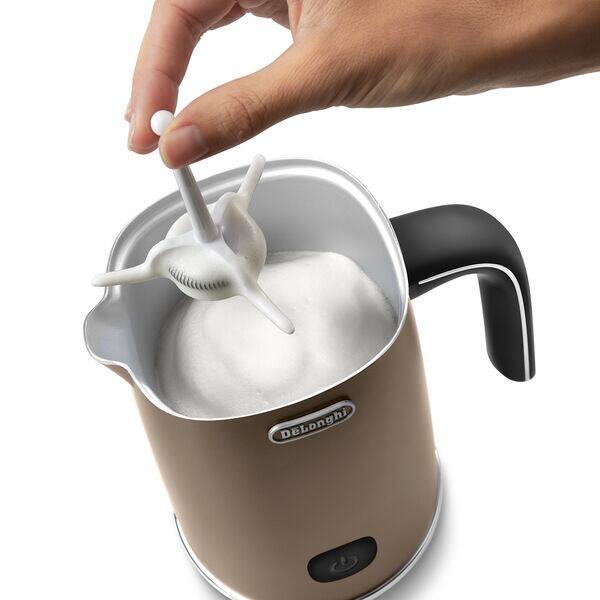 EMFI.BZ Distinta Milk frother De Longhi CZ