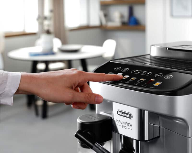 Magnifica Evo Espresso Machine with Automatic Milk Frother