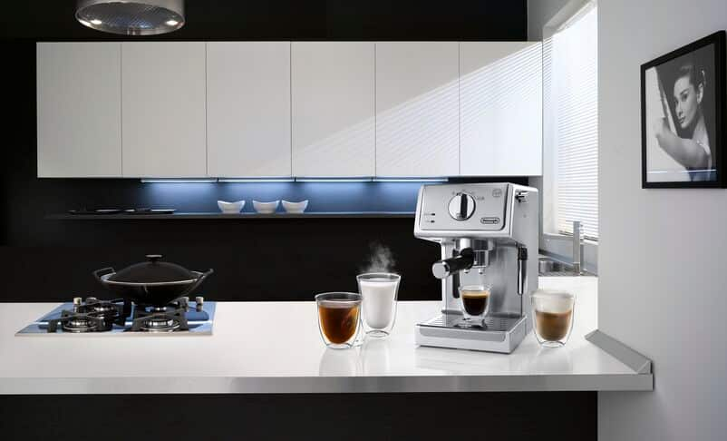 Ensemble de 6 tasses à espresso assorties, double paroi, DeLonghi