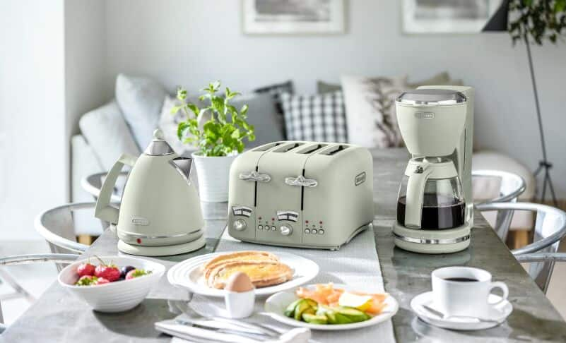 CT04.GR Argento Flora Toaster De Longhi UK