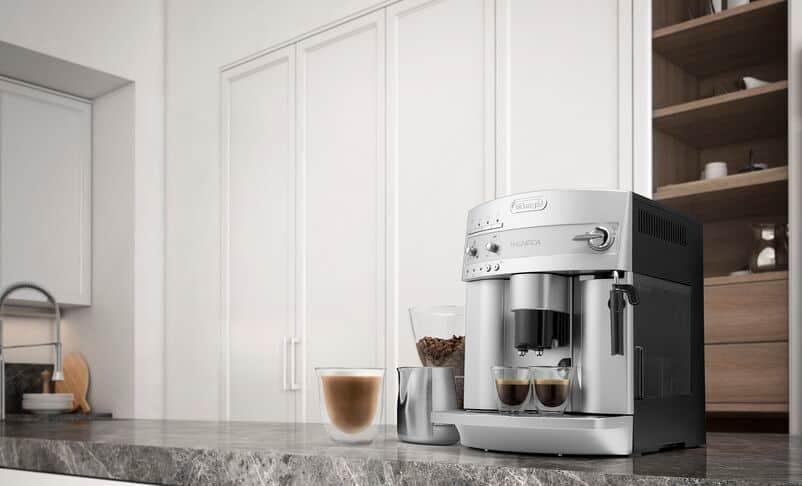 Magnifica Espresso Machine & Cappuccino Maker | DeLonghi