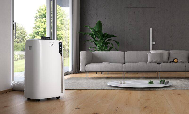 PACEL98ECOREALFEEL Pinguino Portable air conditioner De Longhi UK