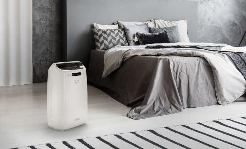 De'Longhi Deshumidificador Multiusos AriaDry DEXD214RF, Elimina Humedad en  Casa con Filtración de 3 Acciones, Función Secado, Humidificación 14L/Día,  R290, Depósito de Agua Extraíble, Blanco : : Hogar y cocina