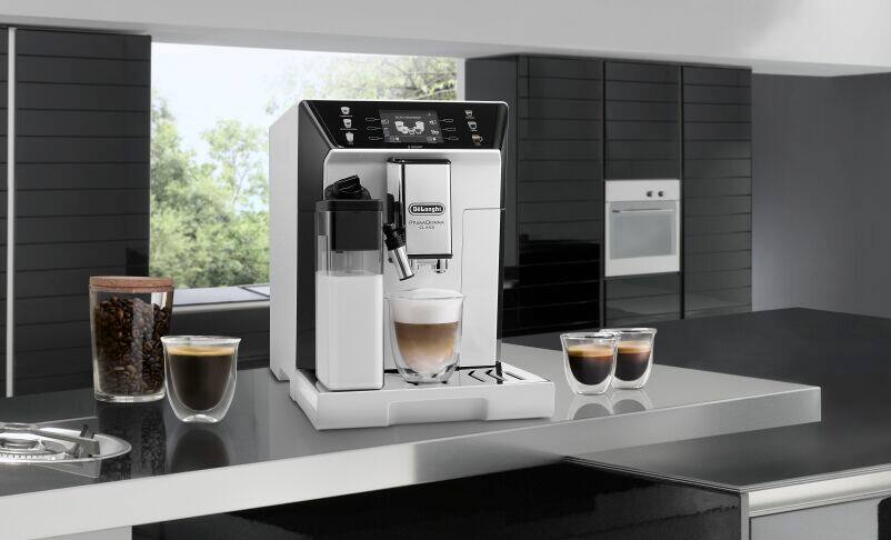 Cafetera auto Delonghi Prima Donna — Fisher Punta