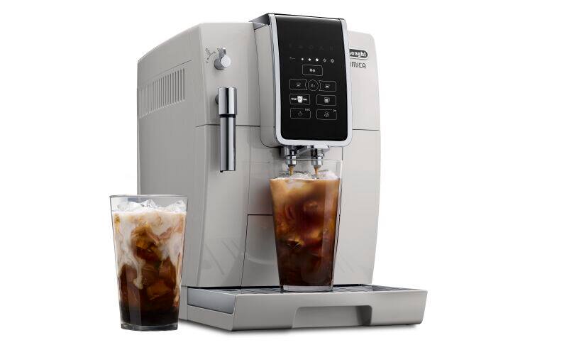 Dinamica Espresso Machine with Iced Coffee Milk Frother De Longhi