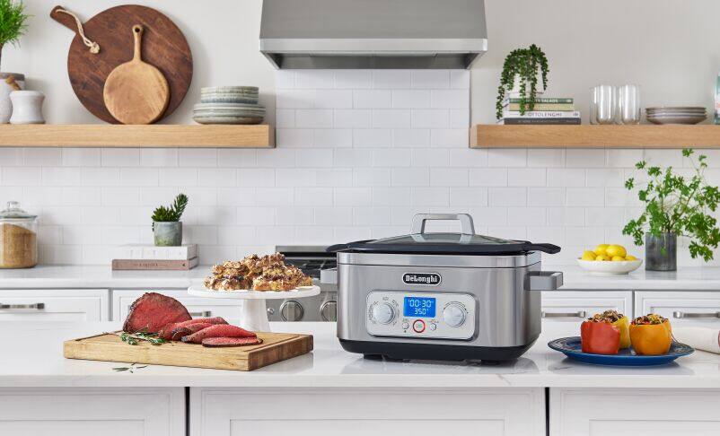 De'Longhi 6-Quart Silver Rectangle Slow Cooker in the Slow Cookers  department at