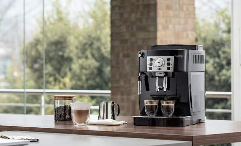 ECAM21.116.B Magnifica S Kaffeevollautomat De Longhi DE