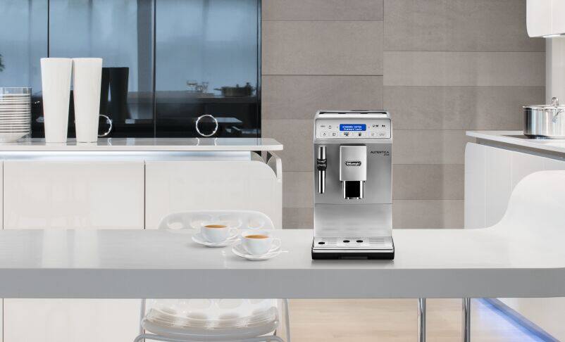 DeLonghi Autentica Cafetera Superautomática con Molinillo