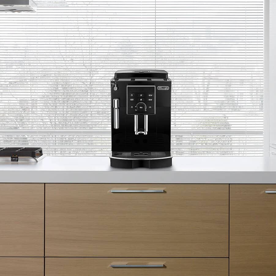 Machines à café entièrement automatiques rénovées, undefined, undefined, Noir