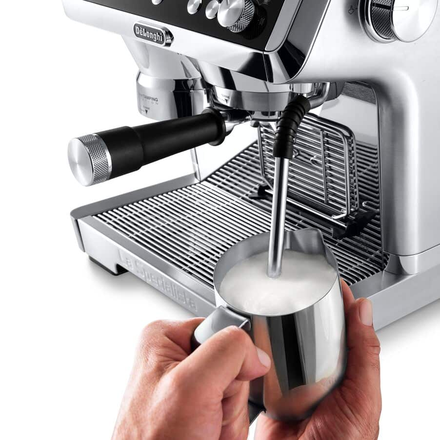 La Specialista Prestigio Manual bean to cup espresso machine EC9355.M - Silver Detail