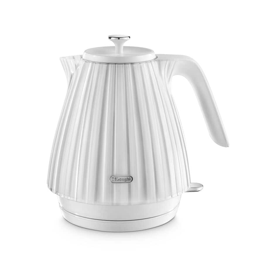 Delonghi avvolta kettle store white