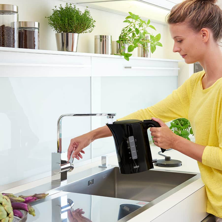 undefined, undefined, undefined, Zwart