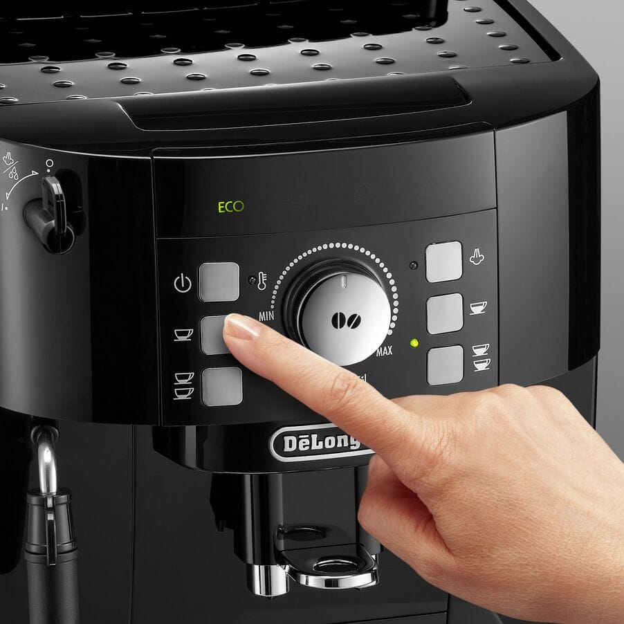 Delonghi magnifica fully automatic hotsell coffee machine