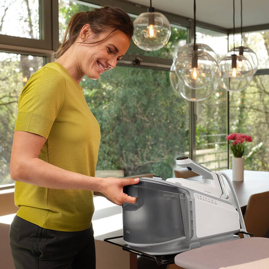 undefined, undefined, undefined, Valkoinen