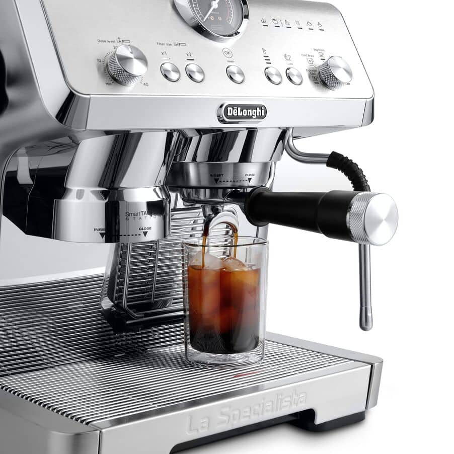 La Specialista Opera Espresso Machine with Cold Brew Delonghi Detail