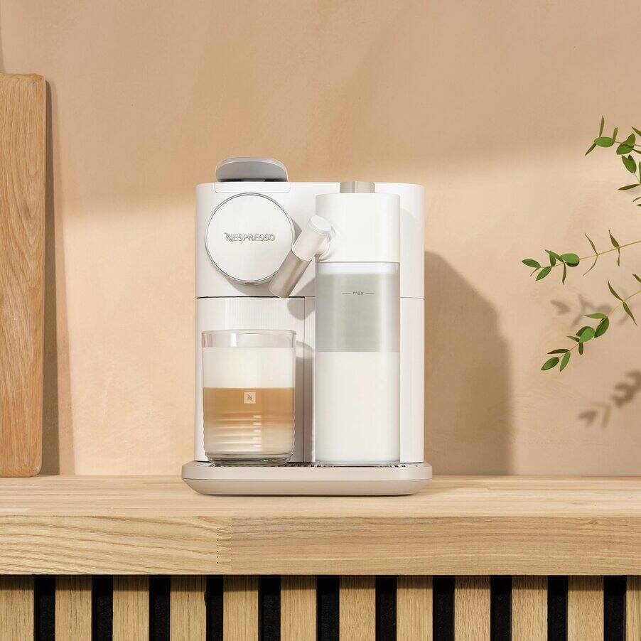 Nespresso coffee machines, Gran Latissima Nespresso coffee machine White, undefined, White