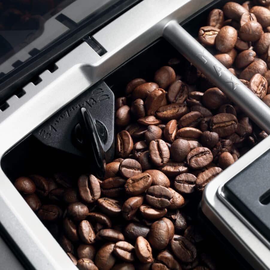 Generalüberholte Kaffeevollautomaten, Generalüberholter Kaffeevollautomat ECAM23.266.B EX:4-second der 23er-Serie, XB10132215392, Schwarz